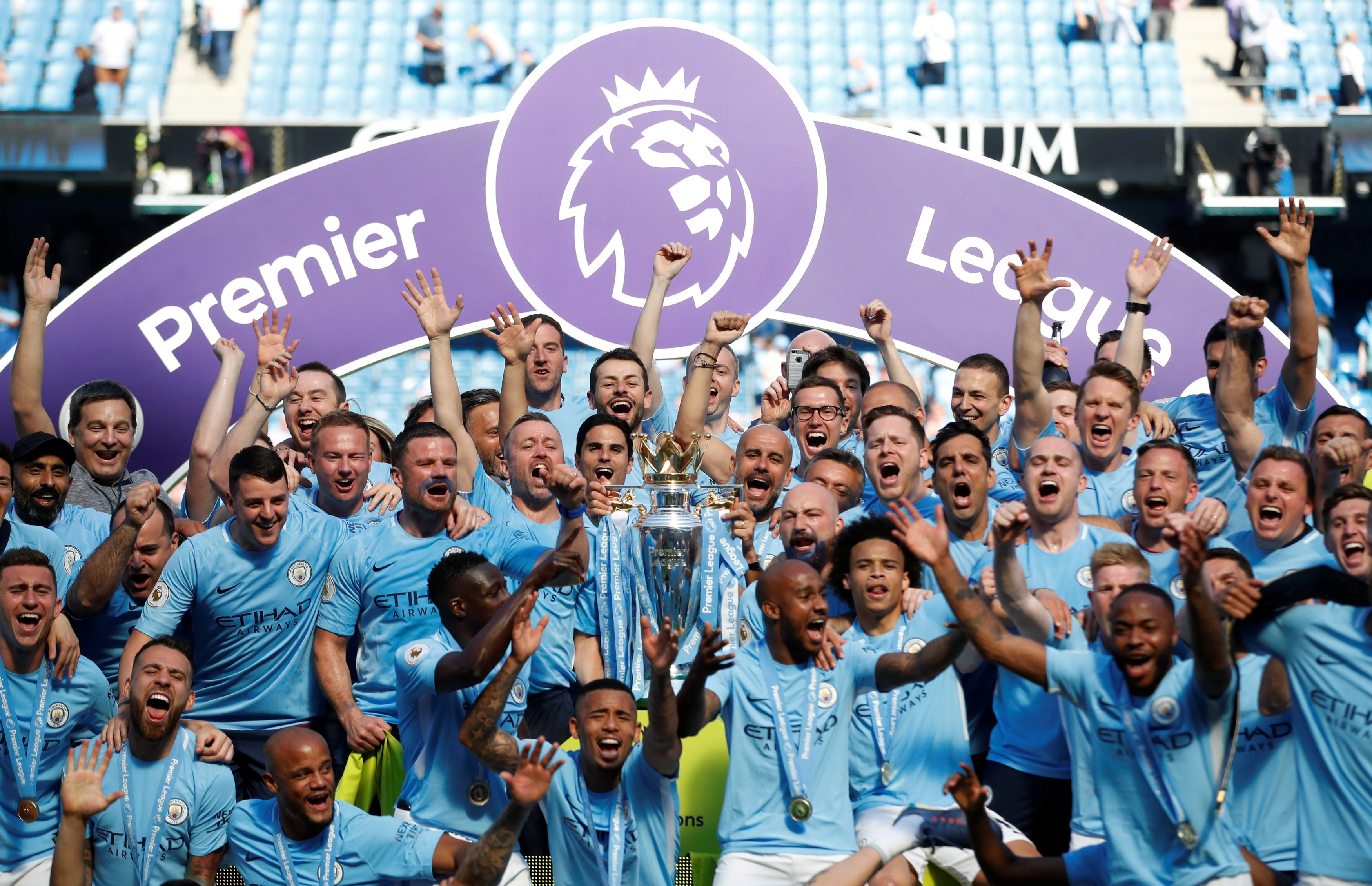 往季的引援 往季的引援