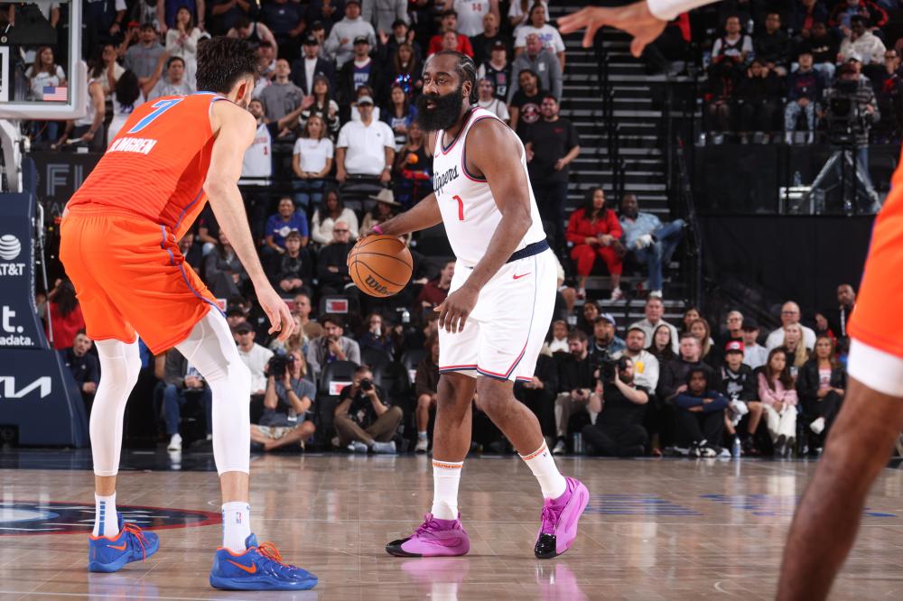 曾发起多项 曾发起多项