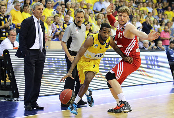 疾速反击 疾速反击