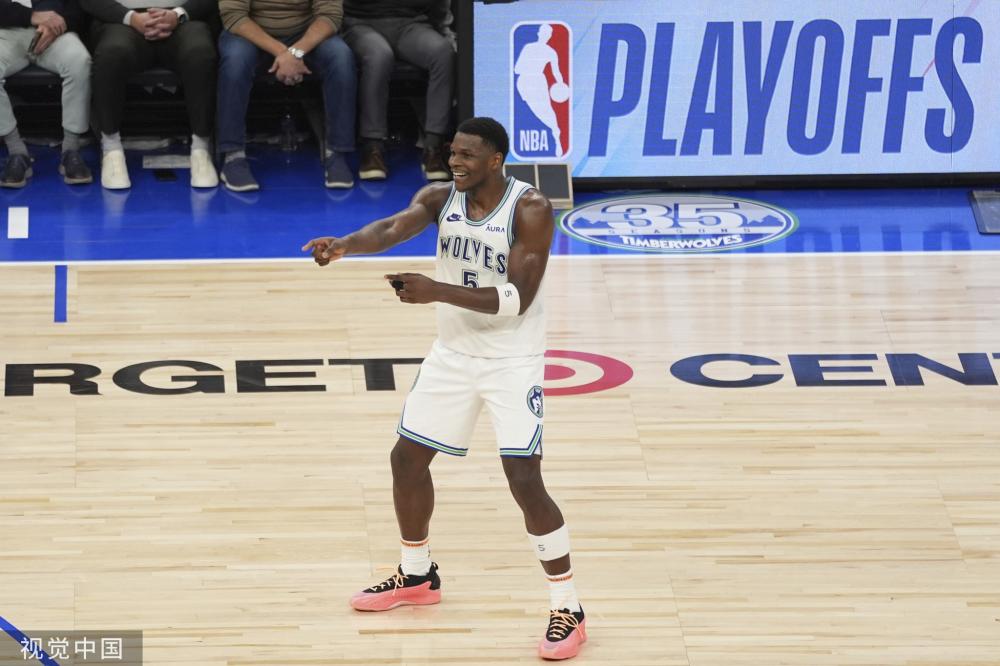 继续缺席 继续缺席