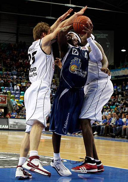 雷霆自新赛 雷霆自新赛