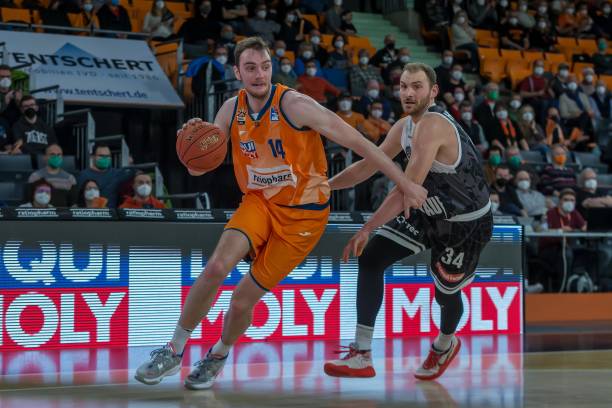 战术适配 战术适配