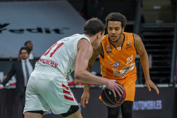 突破还是内 突破还是内